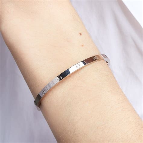 cartier love bracelet price white gold|bracciale love cartier usato.